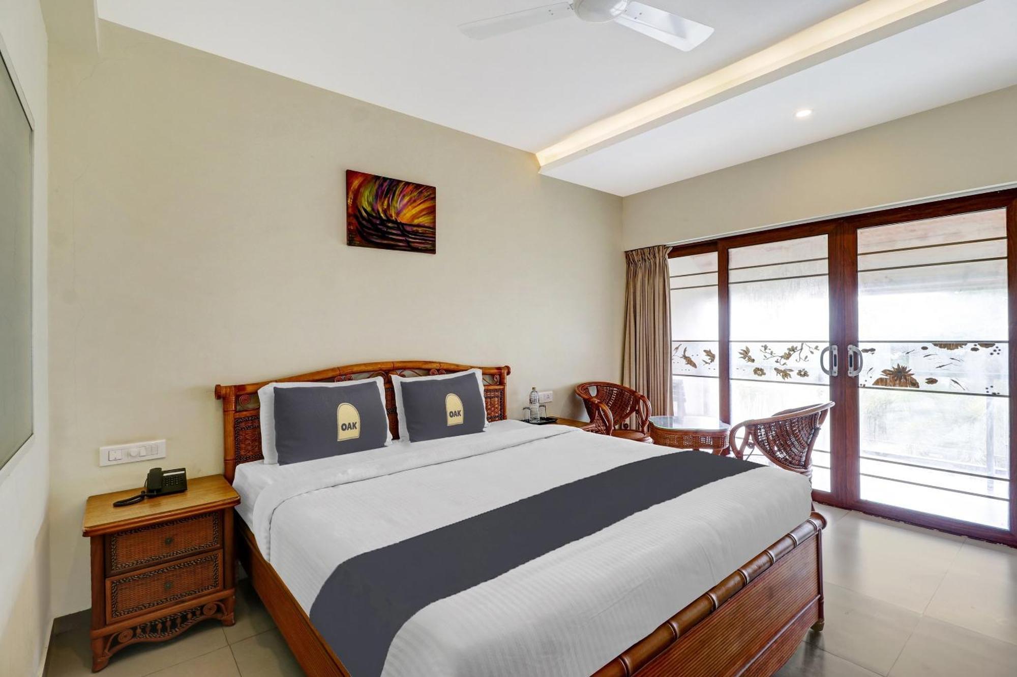 Townhouse Oak Edassery'S Sealine Villa Stay Kochi Екстериор снимка