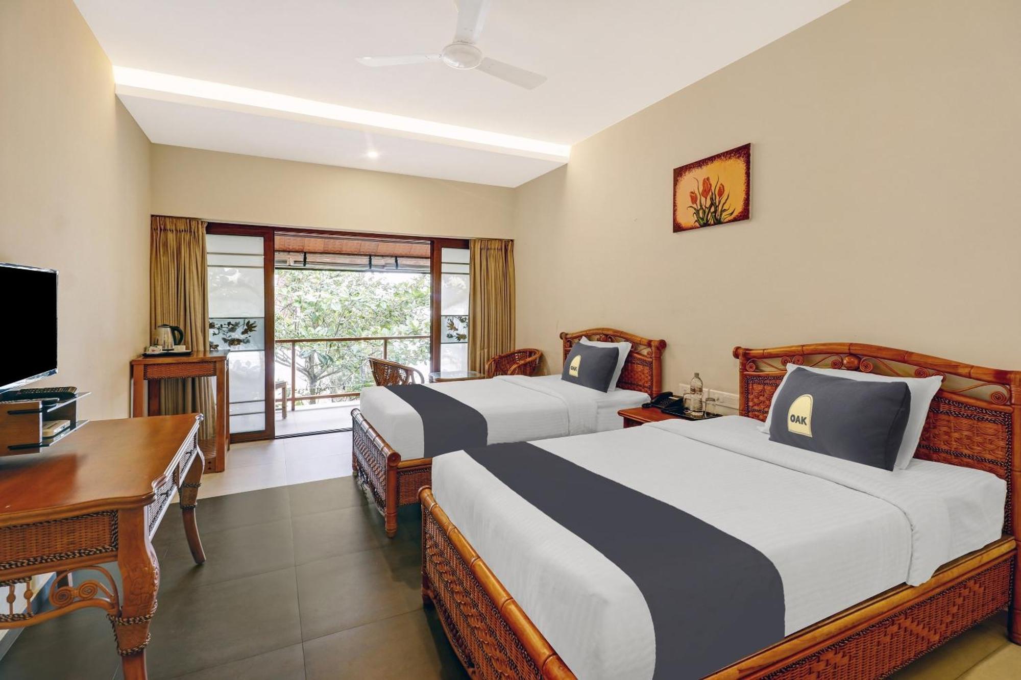 Townhouse Oak Edassery'S Sealine Villa Stay Kochi Екстериор снимка