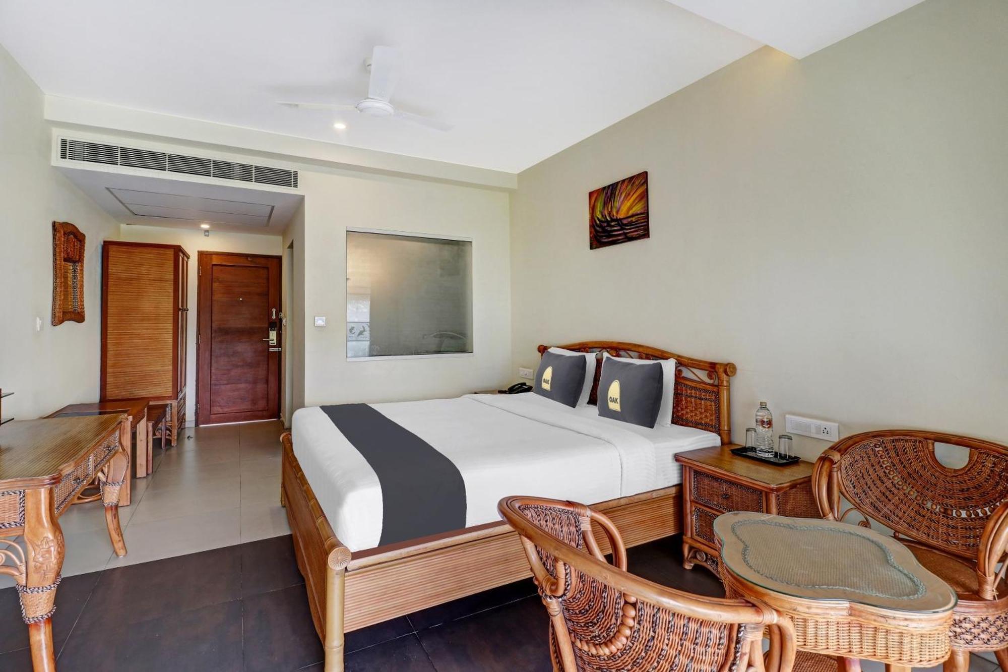 Townhouse Oak Edassery'S Sealine Villa Stay Kochi Екстериор снимка