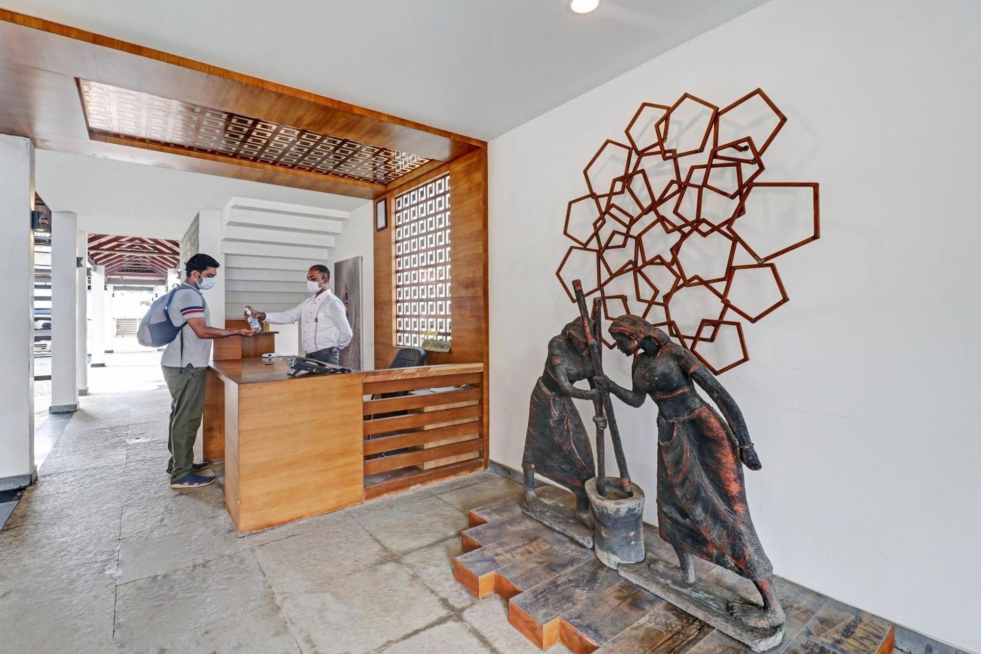 Townhouse Oak Edassery'S Sealine Villa Stay Kochi Екстериор снимка