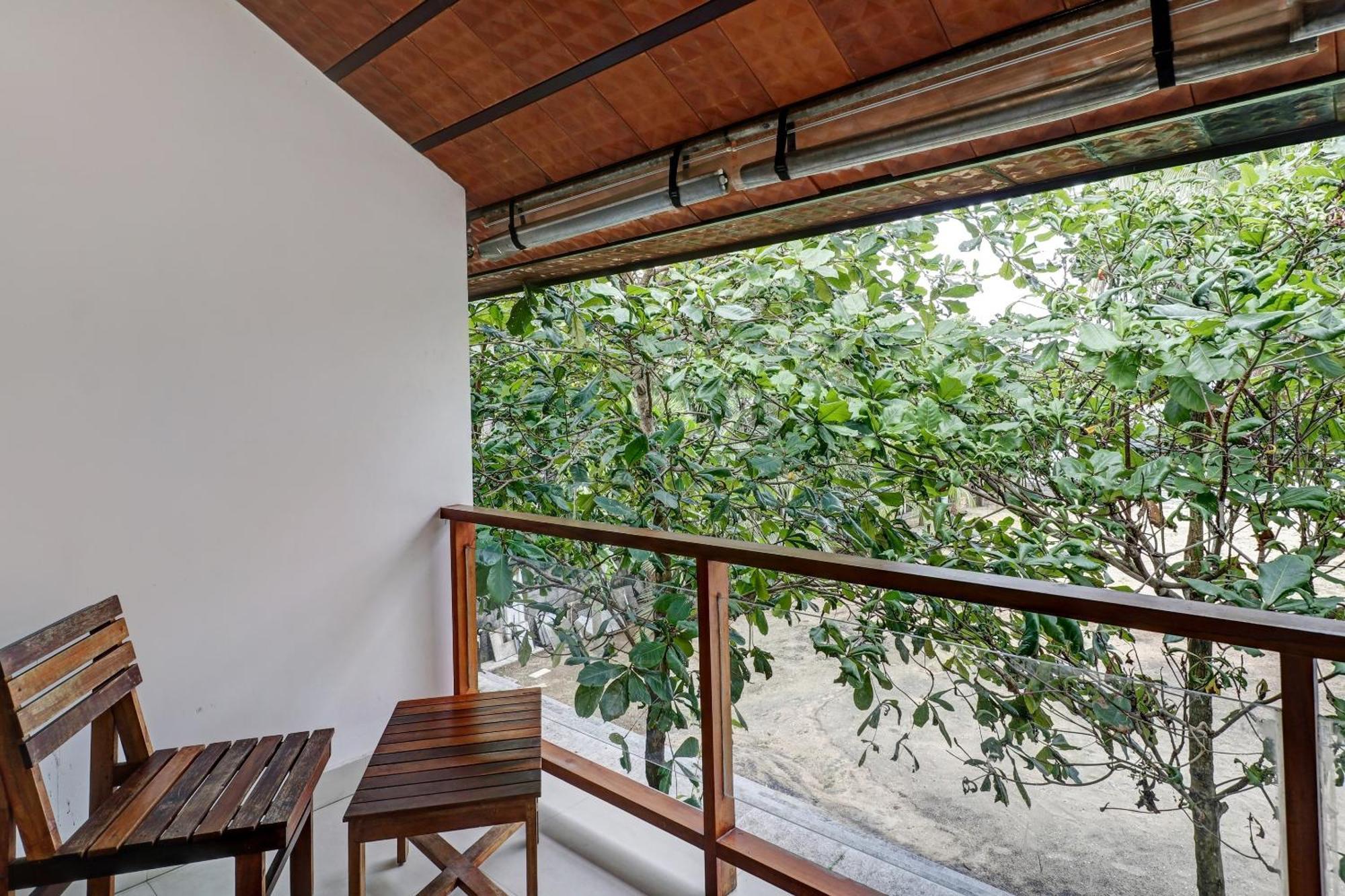 Townhouse Oak Edassery'S Sealine Villa Stay Kochi Екстериор снимка