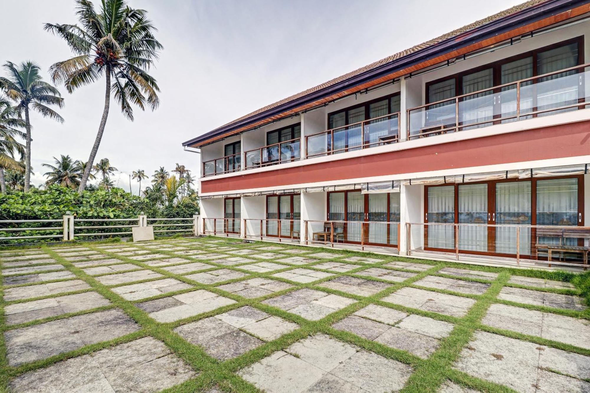 Townhouse Oak Edassery'S Sealine Villa Stay Kochi Екстериор снимка