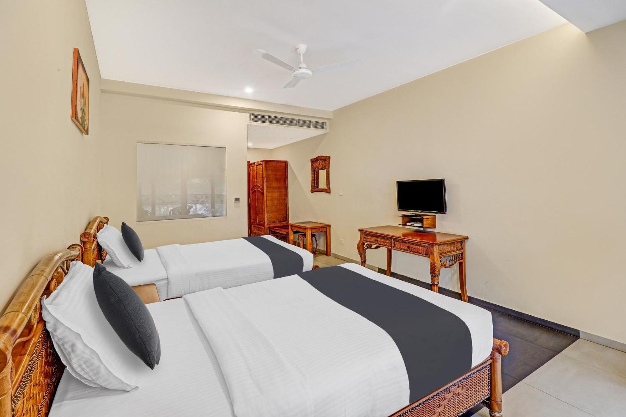 Townhouse Oak Edassery'S Sealine Villa Stay Kochi Екстериор снимка