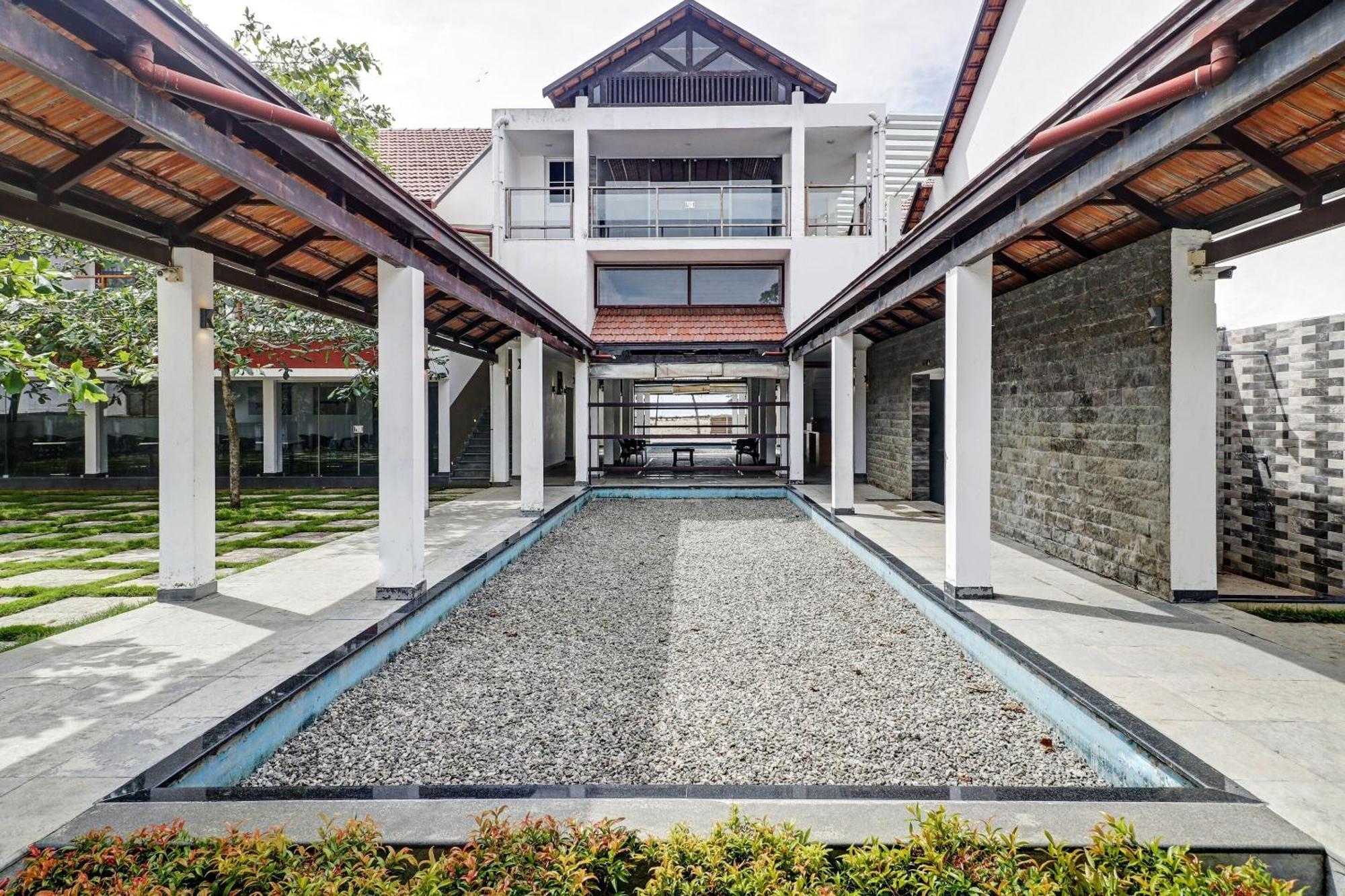 Townhouse Oak Edassery'S Sealine Villa Stay Kochi Екстериор снимка