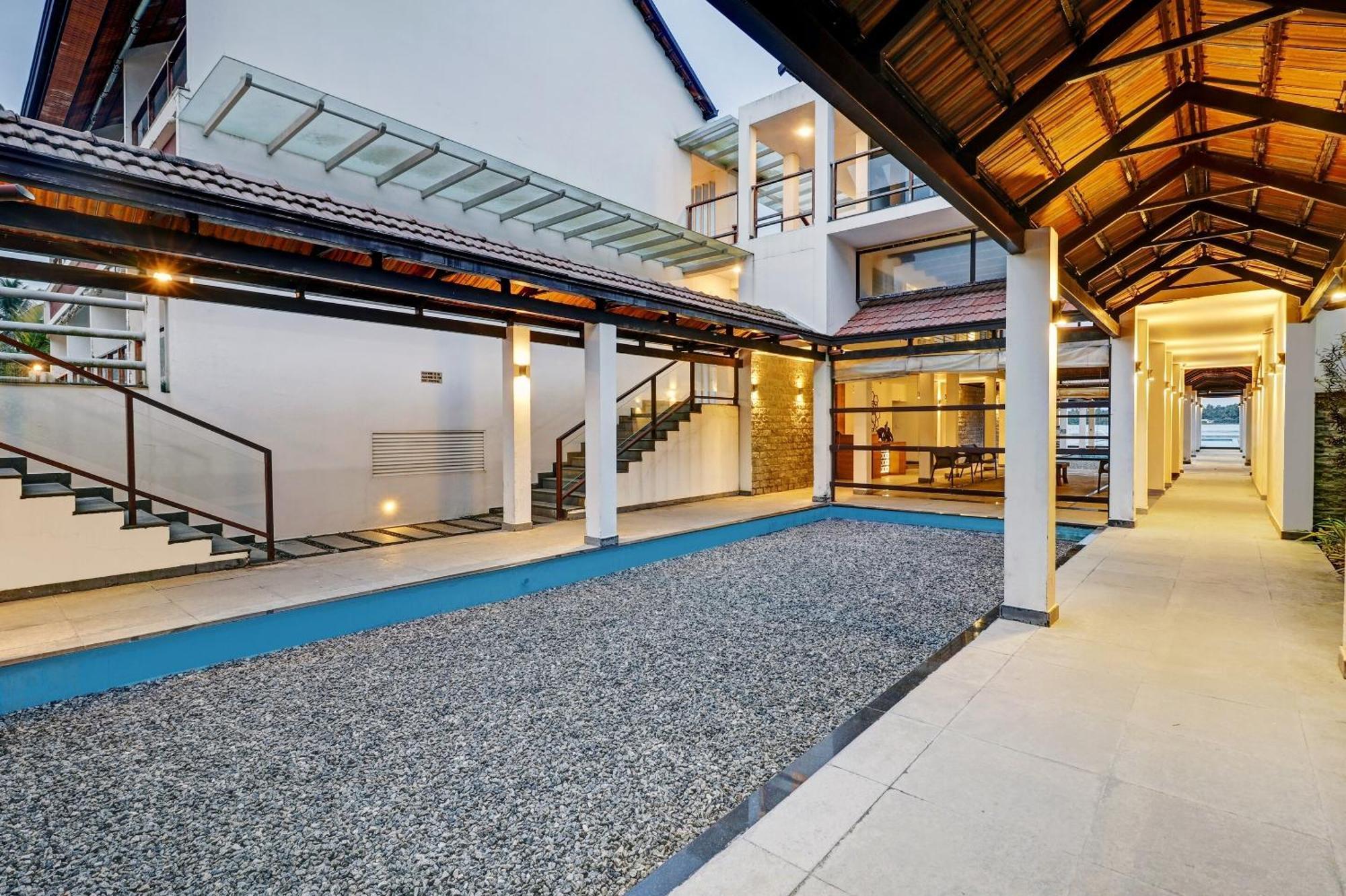 Townhouse Oak Edassery'S Sealine Villa Stay Kochi Екстериор снимка