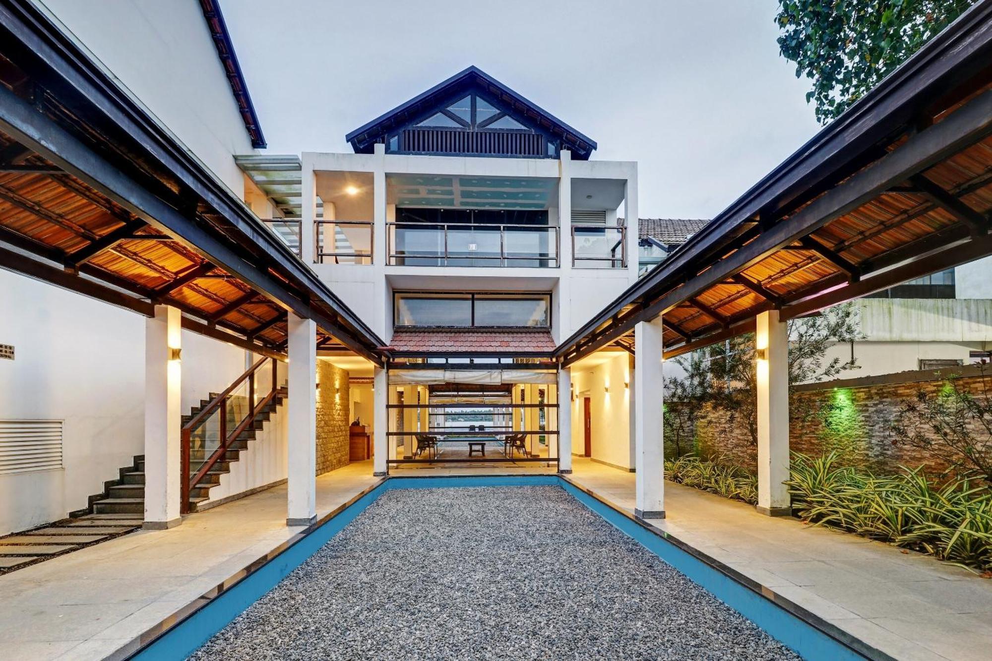 Townhouse Oak Edassery'S Sealine Villa Stay Kochi Екстериор снимка