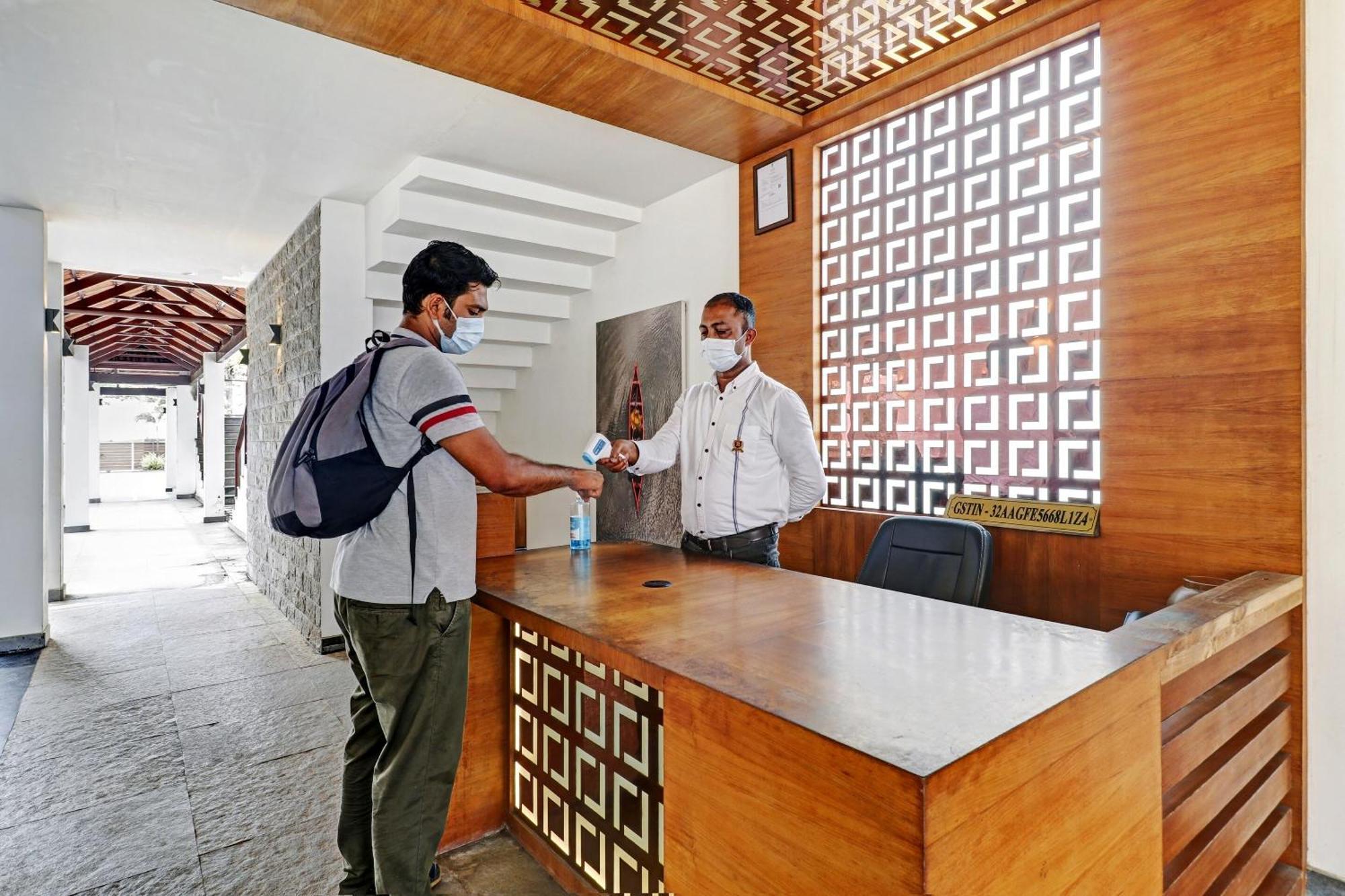 Townhouse Oak Edassery'S Sealine Villa Stay Kochi Екстериор снимка